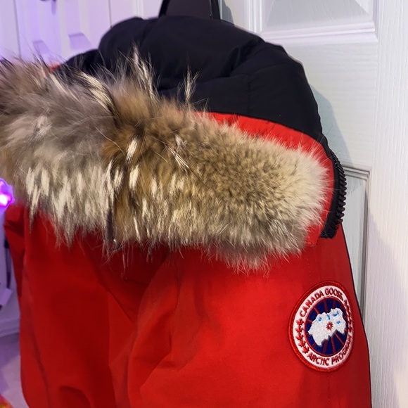 Canada Goose Jacket - Picture 2 of 8